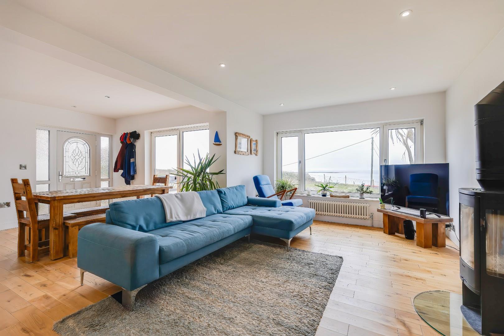 Seaview Drive, Ogmore-By-Sea, Vale of Glamorgan, CF32 0PB